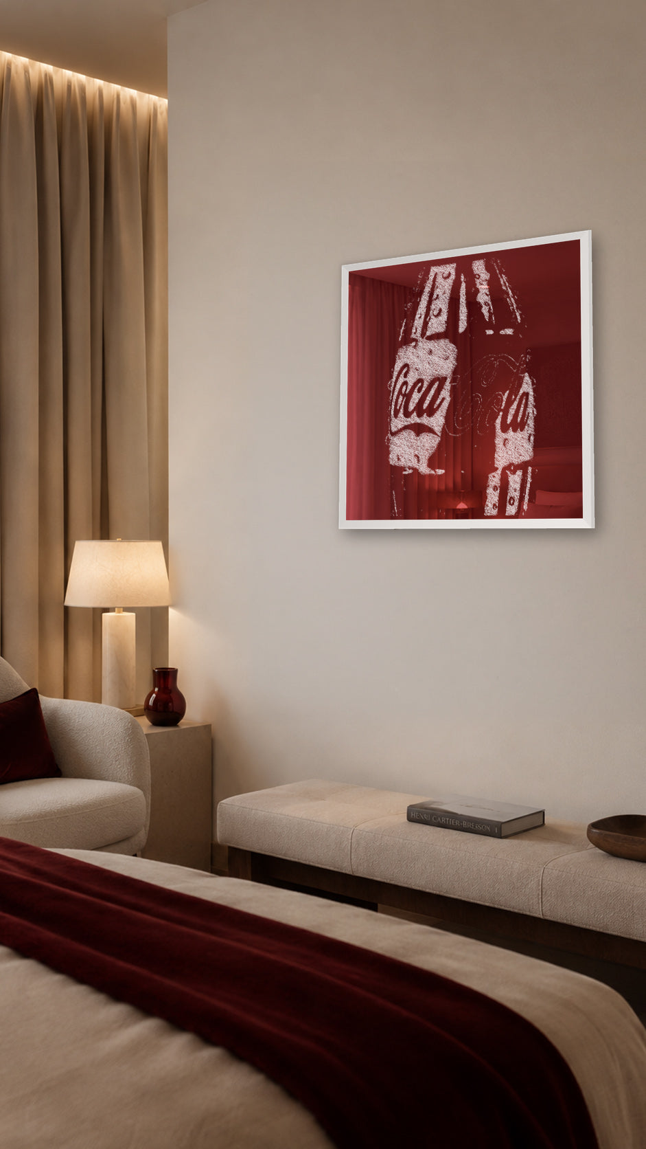 A Contour Held in Red - slaapkamer